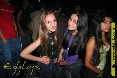 Moni (16).jpg