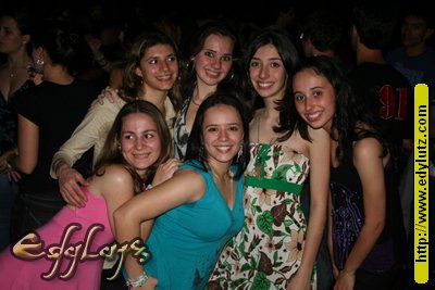 Universitario 235.jpg